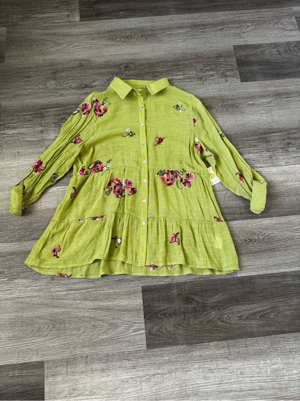 NWT Anthro Fig and Flower vibrant embroidered tiered green tunic top Large
